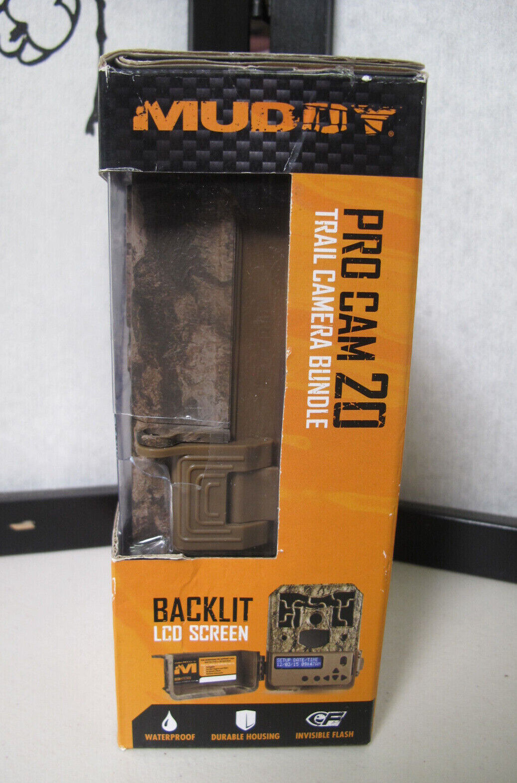 Muddy Pro-Cam 20MP Trail Camera Bundle MUD-MTC600