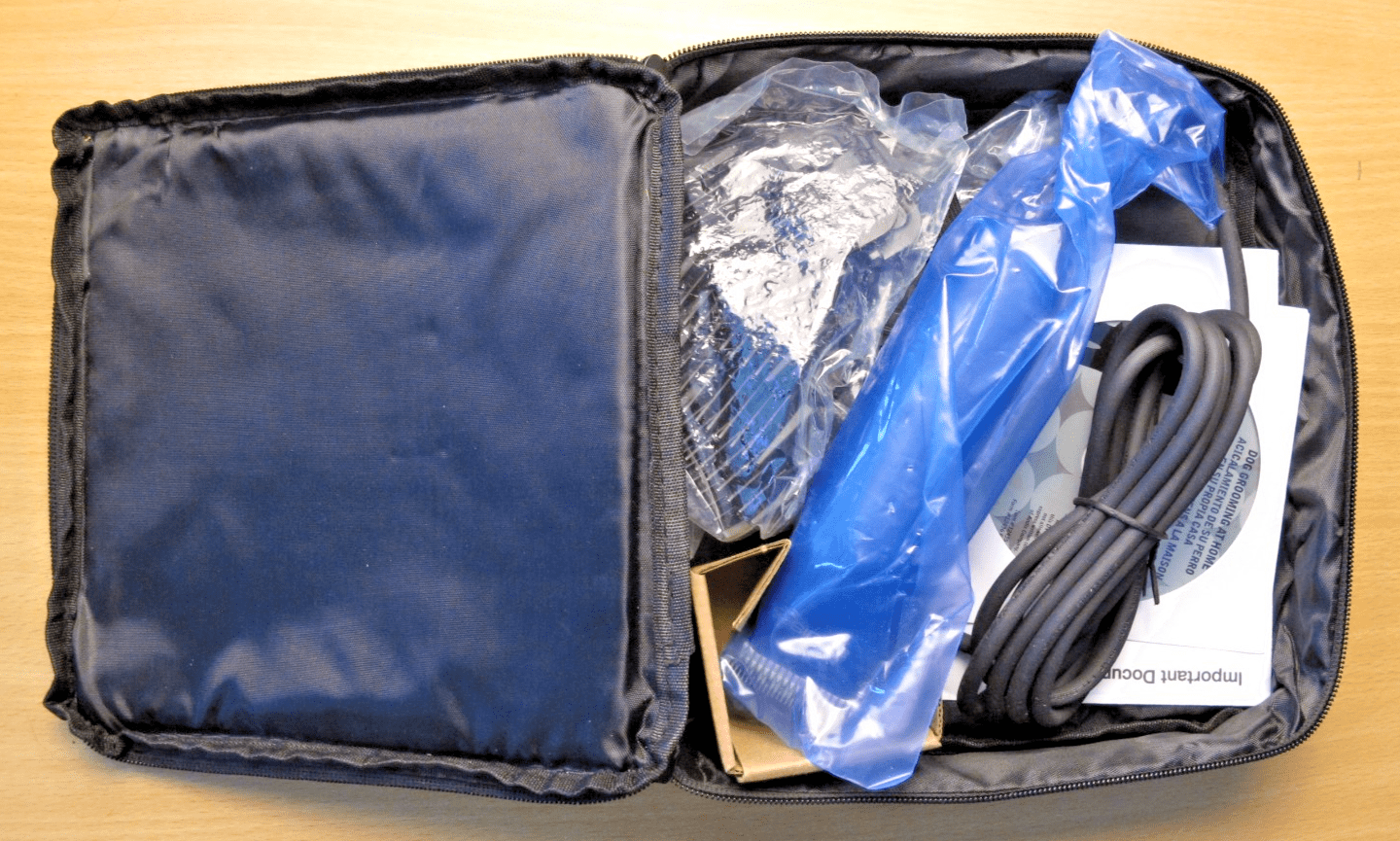 Andis Heavy Duty 21485 MBG - 2 Easy Clip 8 Pc Groom Clippers Blue 120V Open Box - MagsTag