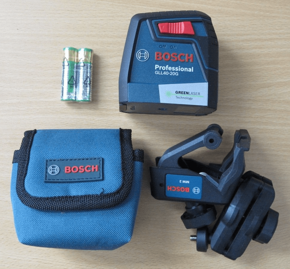 Bosch GLL40 - 20G Green - Beam Self - Leveling Cross - Line Laser Unused - MagsTag