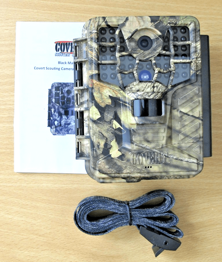 Covert Black Maverick Trail Scouting Camera 12 MP Mossy Oak 16GB Micro SD - MagsTag