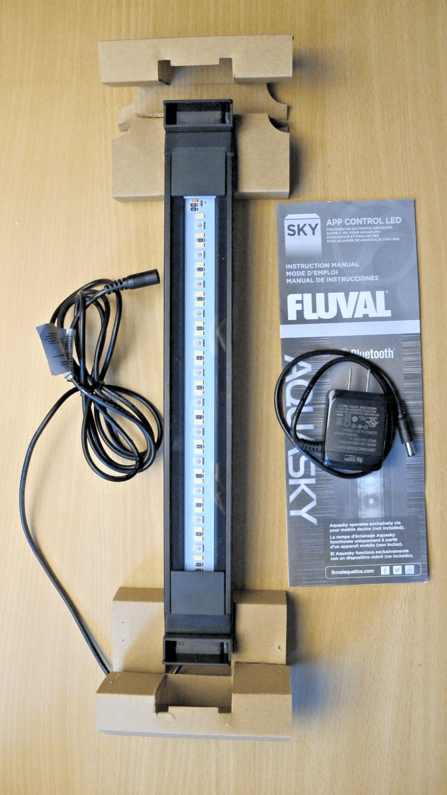 FLUVAL AQUASKY Bluetooth LED Strip Aquarium Light Fixture 15 - 24" Open Box - MagsTag