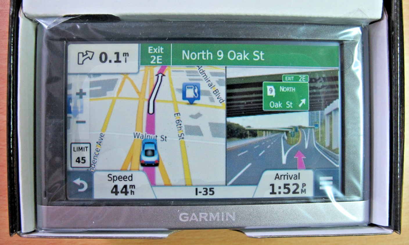 Garmin Nuvi 2597LMT Advanced Series GPS Lifetime Maps & Traffic Unused mint - MagsTag