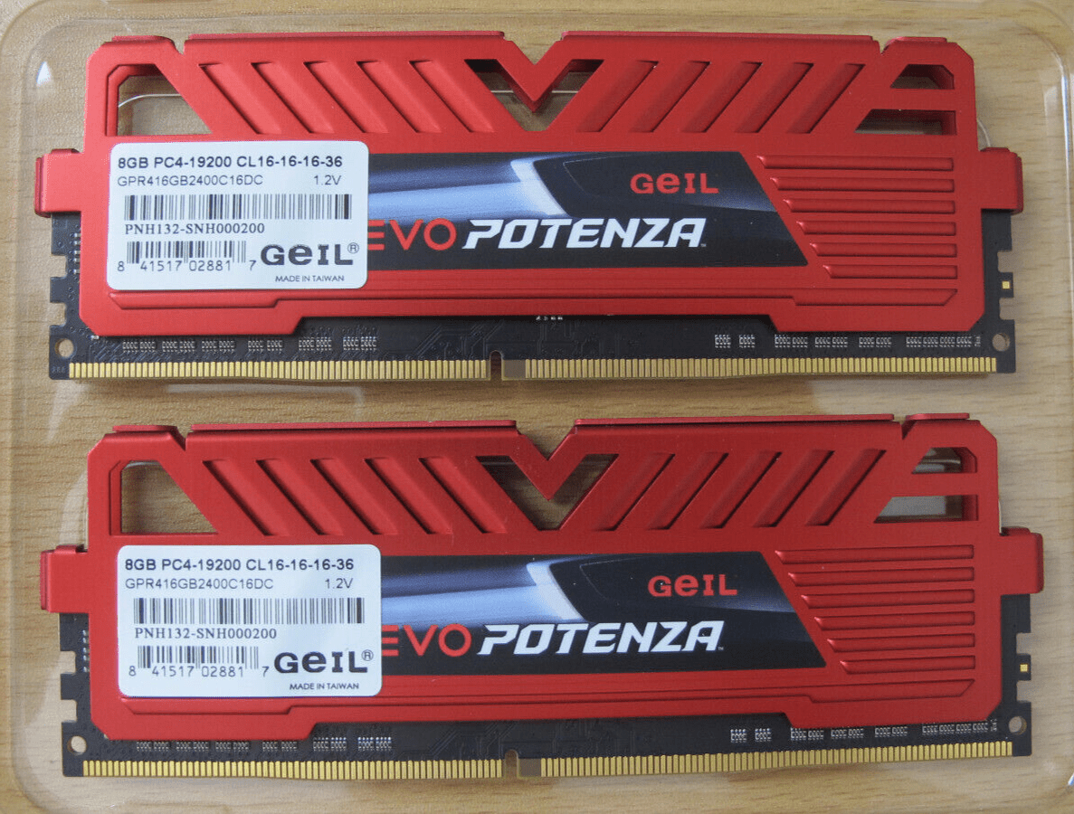 GeIL EVO POTENZA 16GB (2x8GB) PC4 - 19200 DDR4 - 2400 RAM Gaming GPR416GB2400C16DC - MagsTag
