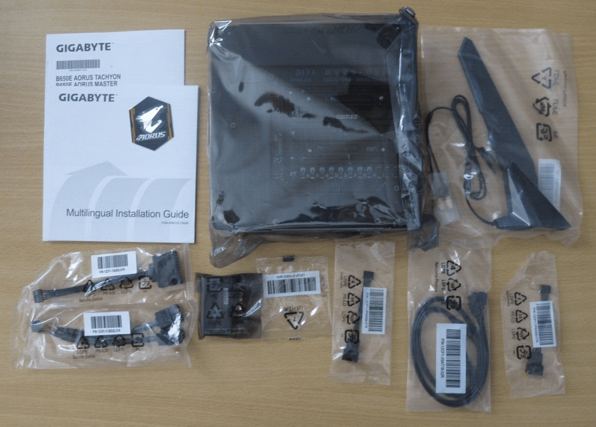 GIGABYTE B650I AORUS ULTRA AM5 AMD B650 SATA 6Gb/s Mini ITX WD Black 1TB SN770 - MagsTag