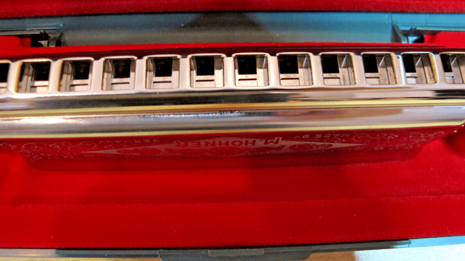 Hohner Super Chromonica 270/48 - Key of C - MagsTag