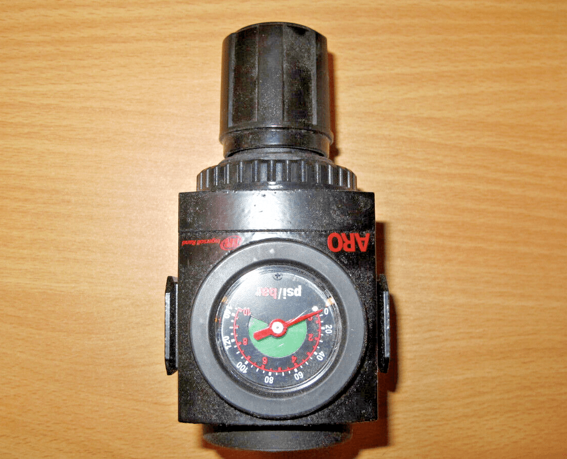 Ingersoll Rand ARO R37341 - 600 - VS Air Regulator 1/2" NPT Gauge 250 psi Max - MagsTag