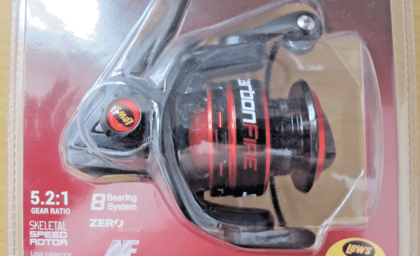 Lew's Carbon Fire Spinning Reel CF100A 5.2:1 8 Bearings - MagsTag