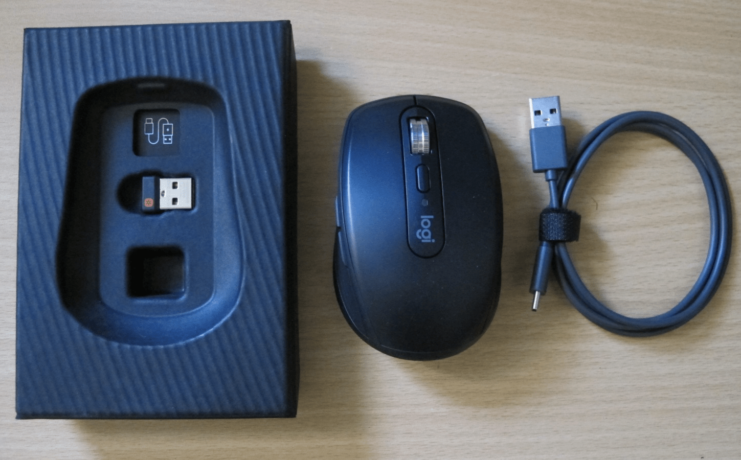 Logitech MX Anywhere 3 Wireless Bluetooth Fast Scrolling Mouse Graphite - MagsTag