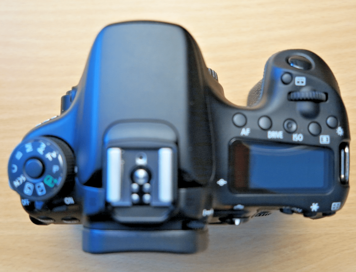 New Canon EOS 70D 20.2 MP Digital SLR Camera 17 - 135mm Lens New Open Box - MagsTag