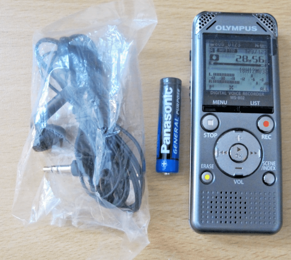 Olympus WS-802 Digital Voice Recorder Integrated USB Connector Gray Mint unused - MagsTag