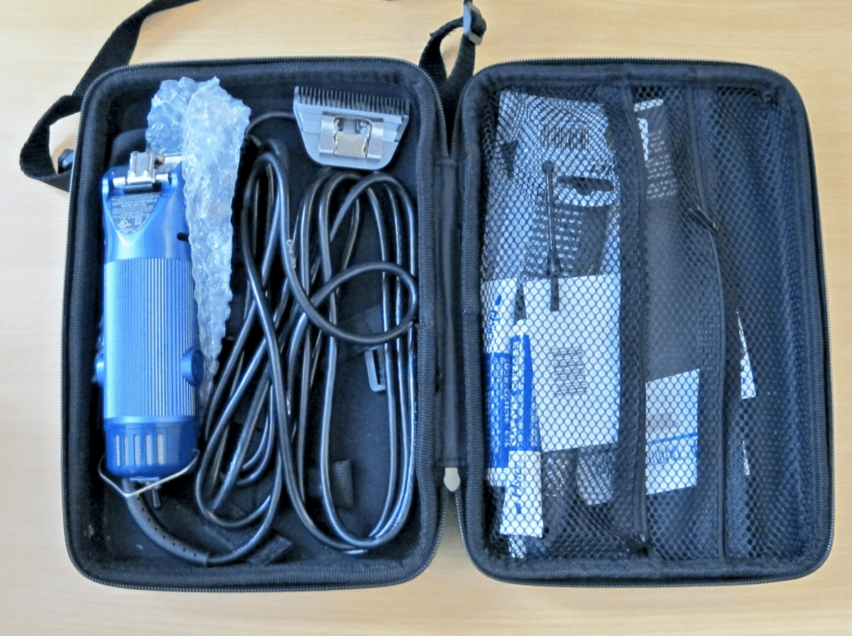 Oster Dog Horse 2 speed Clippers Turbo A5 10 Wide Blade Case Included Open Box - MagsTag