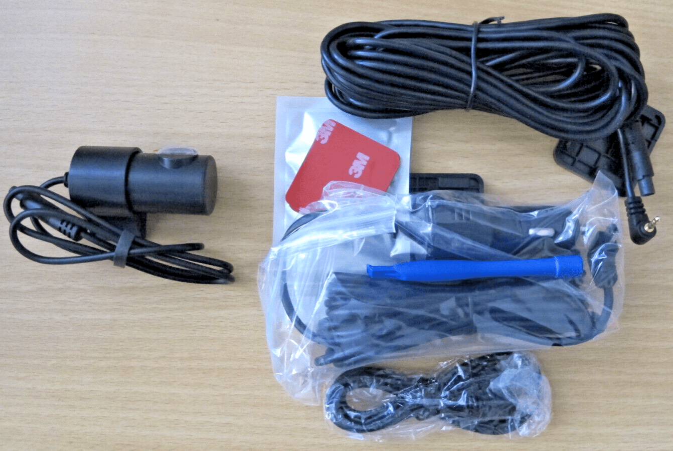 Rexing - V5 Plus 3 - Channel 4K Dash Cam 3" LCD Voice Control, Wi - Fi GPS Open Box - MagsTag