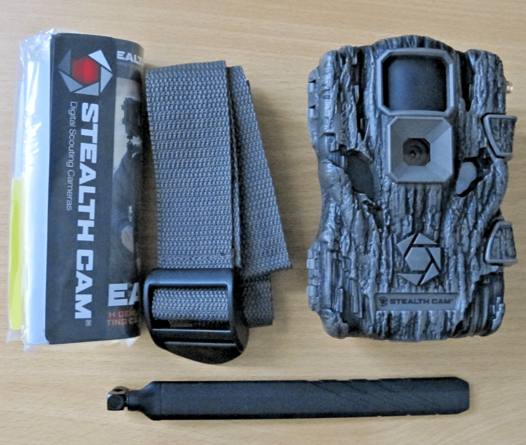 Stealth Cam Fusion X Verizon 26 MP Photo & 1080P at 30FPS Video 0.4 Trigger Open - MagsTag