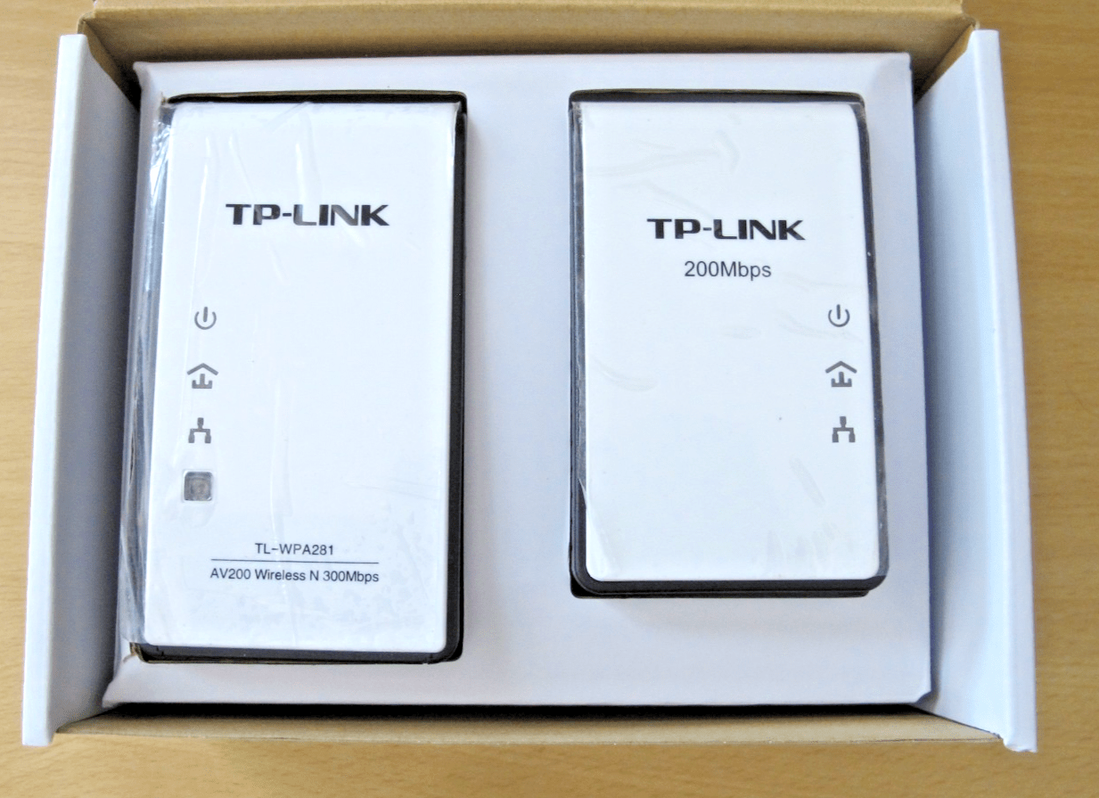 TP-Link TL-WPA281KIT 300Mbps AV200 Wireless N Powerline Extender Starter Kit - MagsTag
