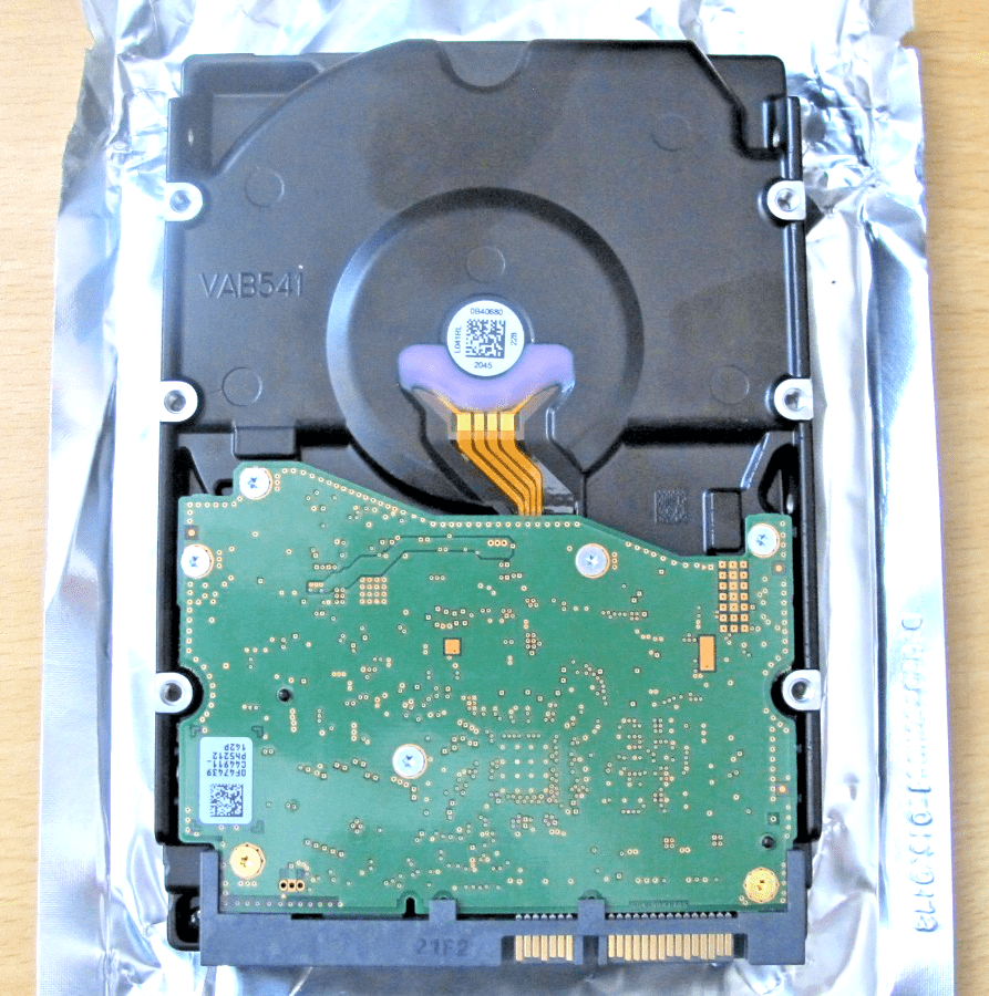 Western Digital (WDBSLA0040HNCNRSN) 3.5 GAMING HARD DRIVE New Open Box - MagsTag