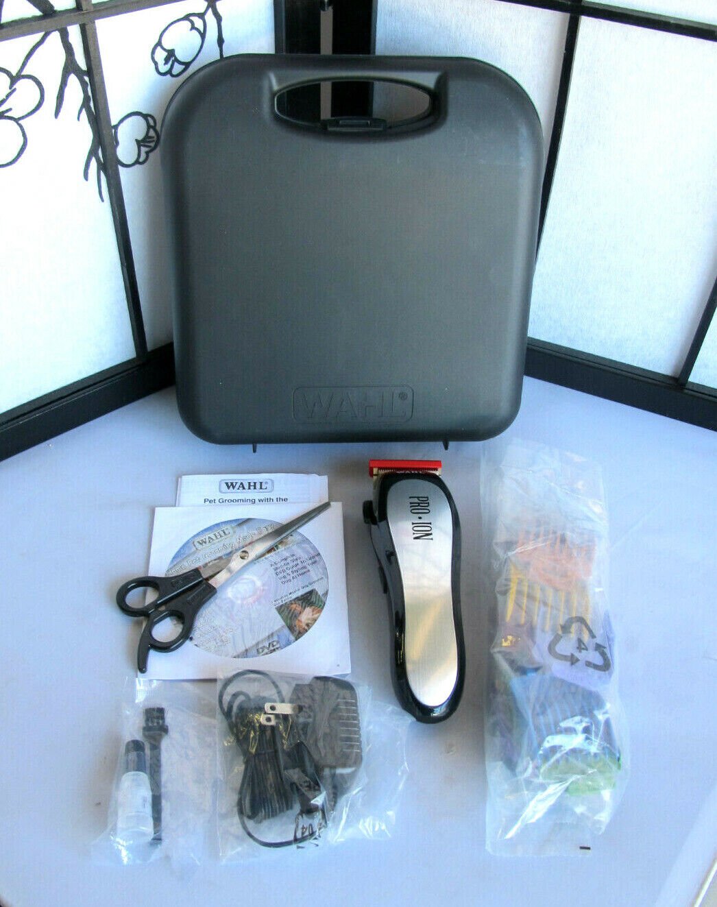 Wahl Pro Ion Lithium Rechargeable Animal Clipper Kit - MagsTag